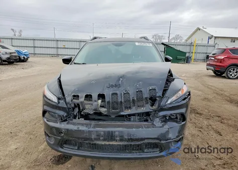 2014 Jeep Cherokee Latitude z USA, uszkodzony, nr VIN 1C4PJMCS7EW290922